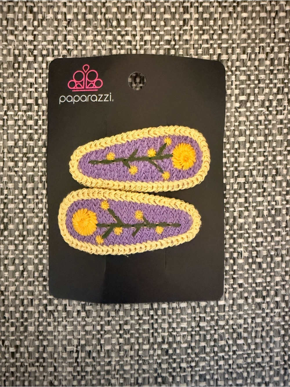 NWT paparazzi Floral Snap Hair Clips
